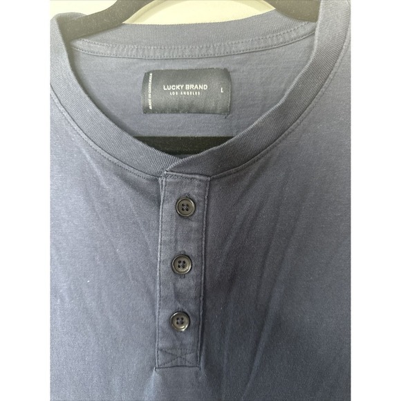 Lucky Brand Men's Short Sleeve Henley Three Button Tee American Navy Large - Picture 2 of 7